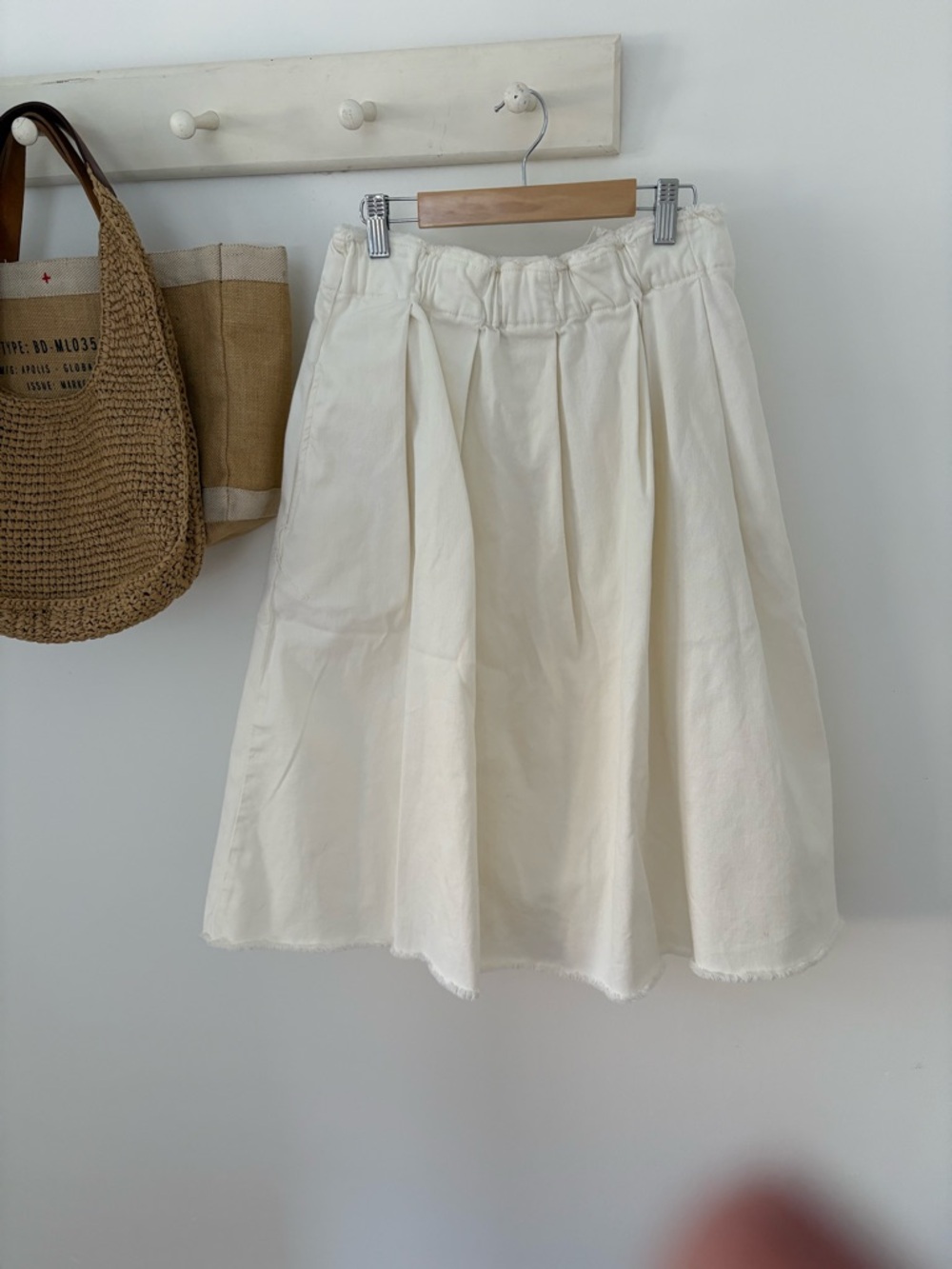 Zara Cream Midi A-Line Pleated Skirt